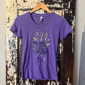 Women’s Dave Matthews Band Four T-shirt. Size Small.